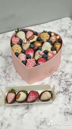 Клубника в шоколаде, клубничный букет