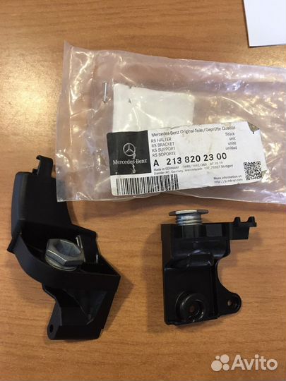 Комплект для крепления фары левой M-Benz E-classe