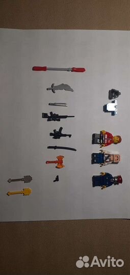 Lego: транспорт и человечки