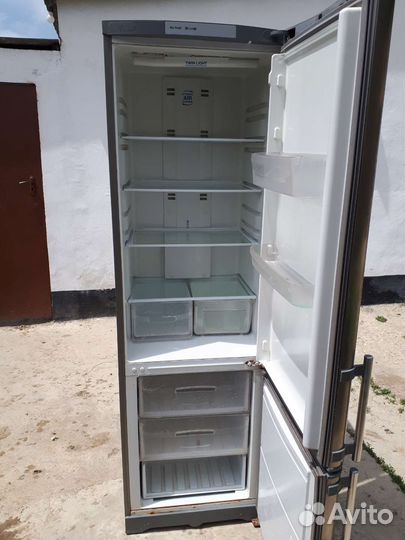 Холодильник indesit