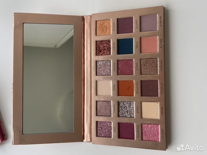 Тени для век