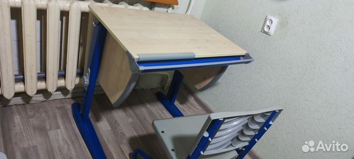 Растущая парта со стулом