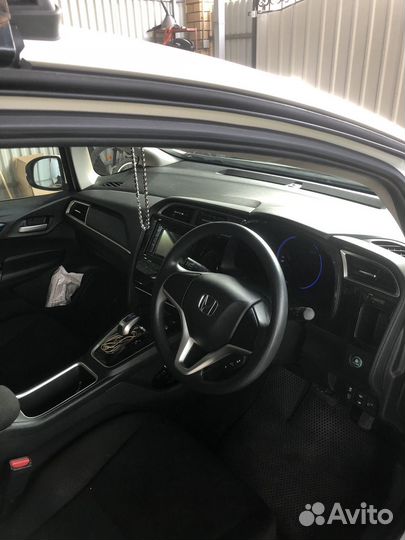 Honda Shuttle 1.5 AMT, 2016, 220 000 км
