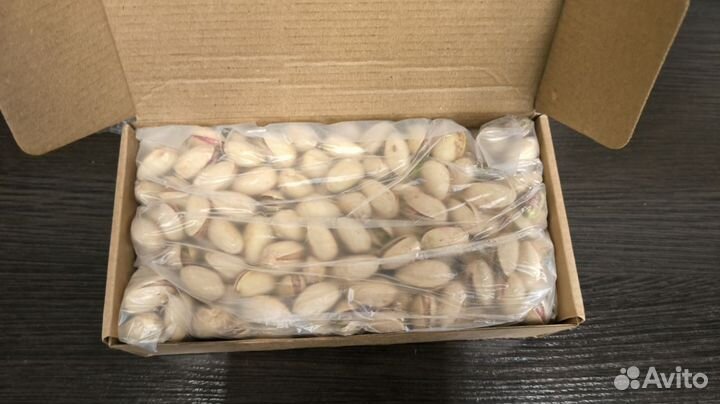 Жареные солёные фисташки, коробка 0,5 кг