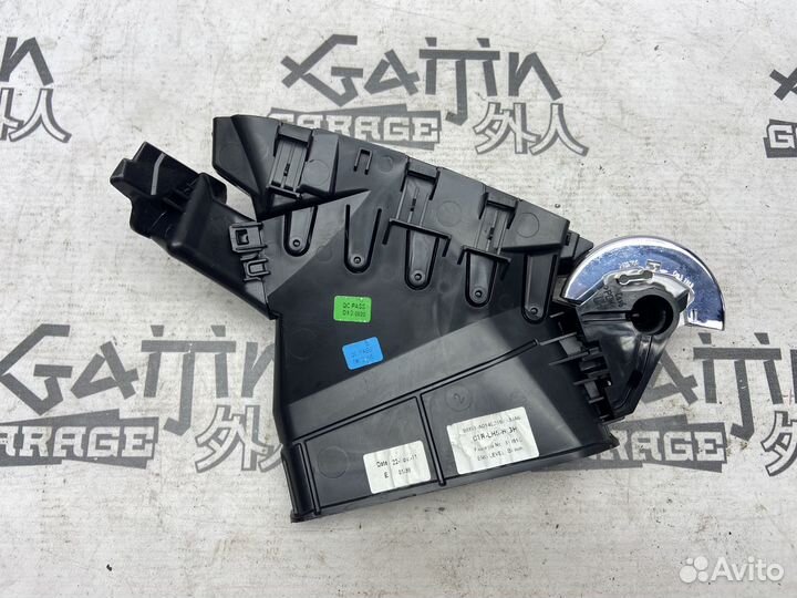 Дефлектор левый Ford Focus 3