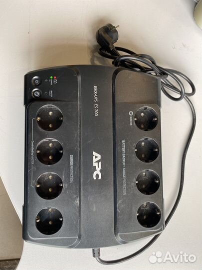 Ибп APC Back-ups es 700VA