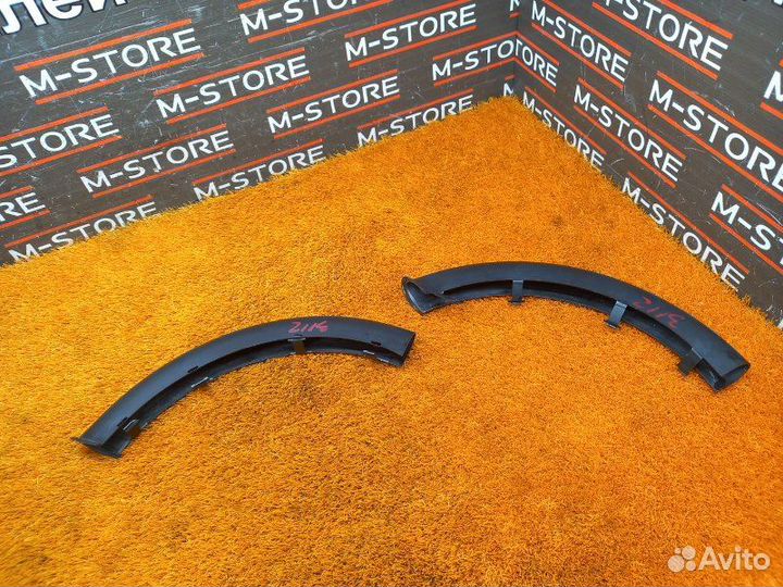 Накладка петли багажника Audi A5 8T cdnc 2010