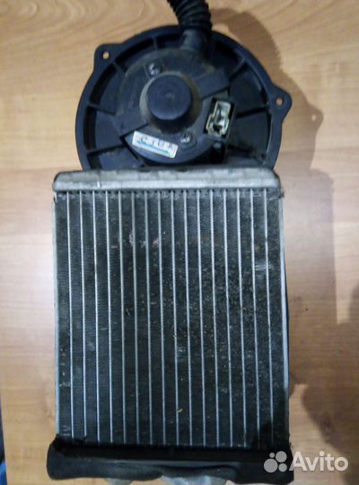 Радиатор и мотор печки для hyundai porte1