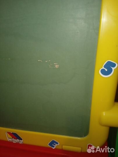 Детский стол со стулом