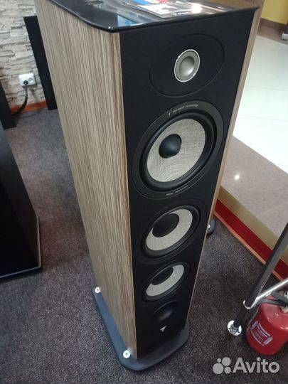 Акустика, последние витринные пары