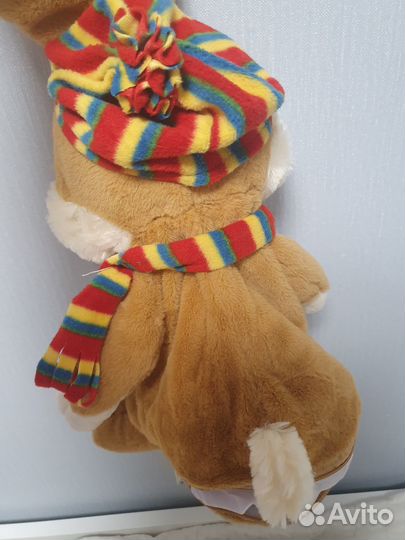 Мягкие игрушка зайчик в кепке(сумка)