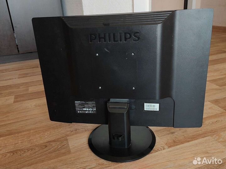 Монитор philips 22