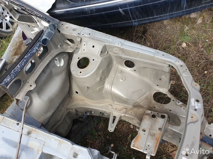 Лонжерон четверть передний левый harrier rx300 mcu