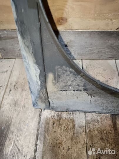 Диффузор вентилятора Toyota Hiace 1999г 2L