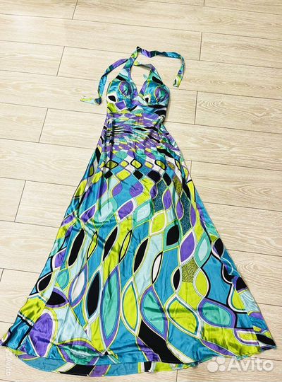 Платья вечерние 42