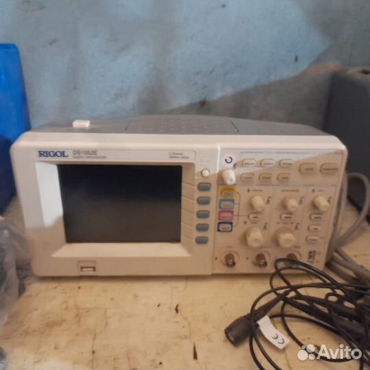 Осциллограф rigol DS 1052E