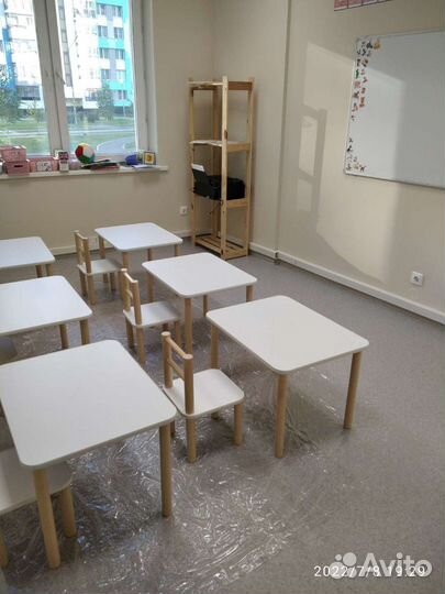 Детский стол и стул