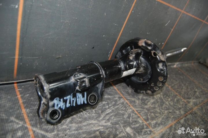 Амортизатор передний правый - Hyundai Solaris 2