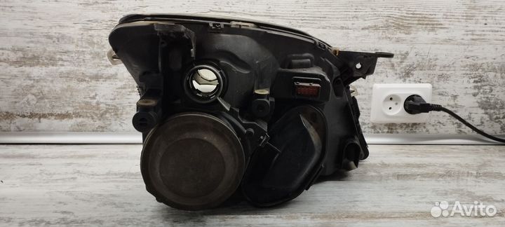 Фары opel vectra c(цена за 2шт) или по одной