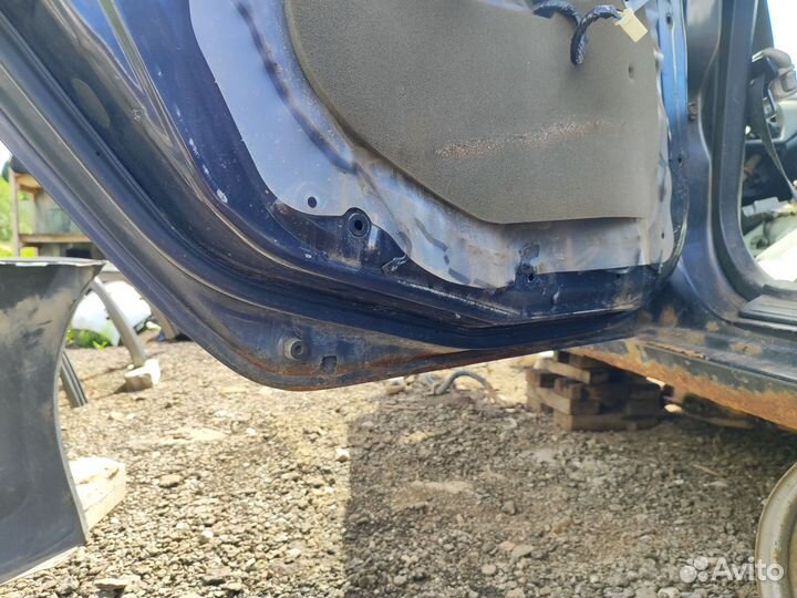 В разборе Mitsubishi lancer 9, 2004г.в