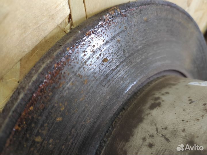 Диски тормозные задние Audi 100 C4