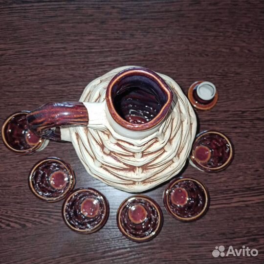 Глиняный кувшин и 6 стопочек