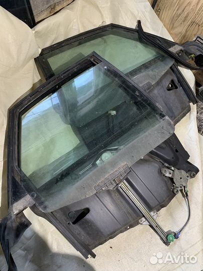 Стеклоподъемник audi A8 D2