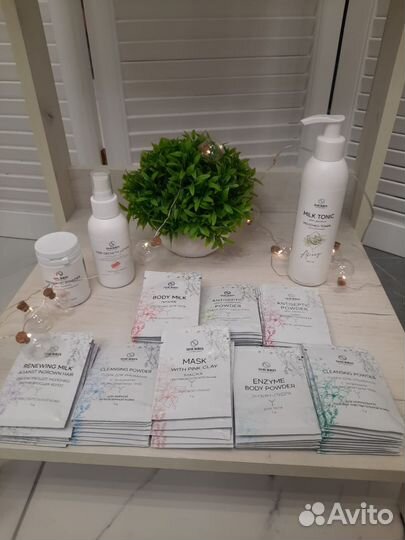 Духи женские, декоративная косметика