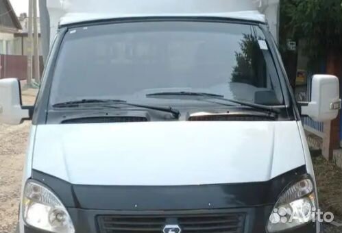 Дифлектор капота (мухобойка) на Газель 3302