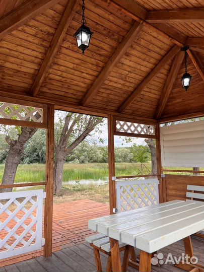 Аренда беседки на берегу озера