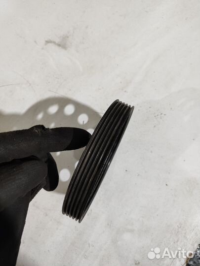 Шкиф помпы 1.6 Mitsubishi Lancer 9