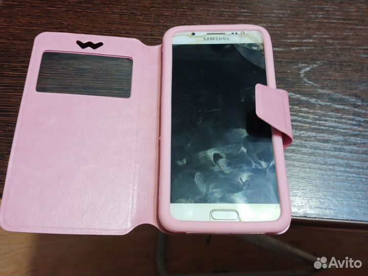 Чехол на телефон