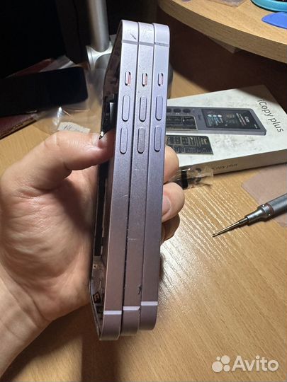 Средняя рамка iPhone 14 purple, США, без sim