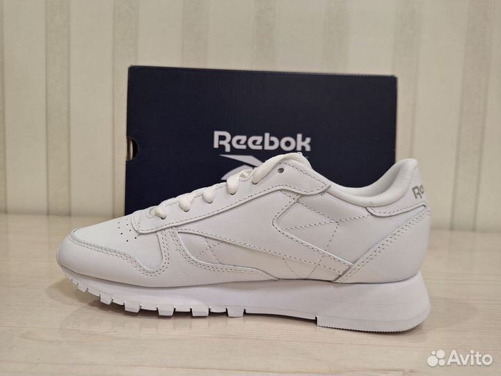 Кроссовки женские Reebok