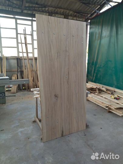 Двери из массива