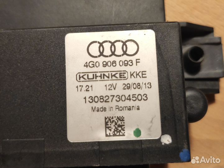 Блок бензонасоса Audi A4, VAG