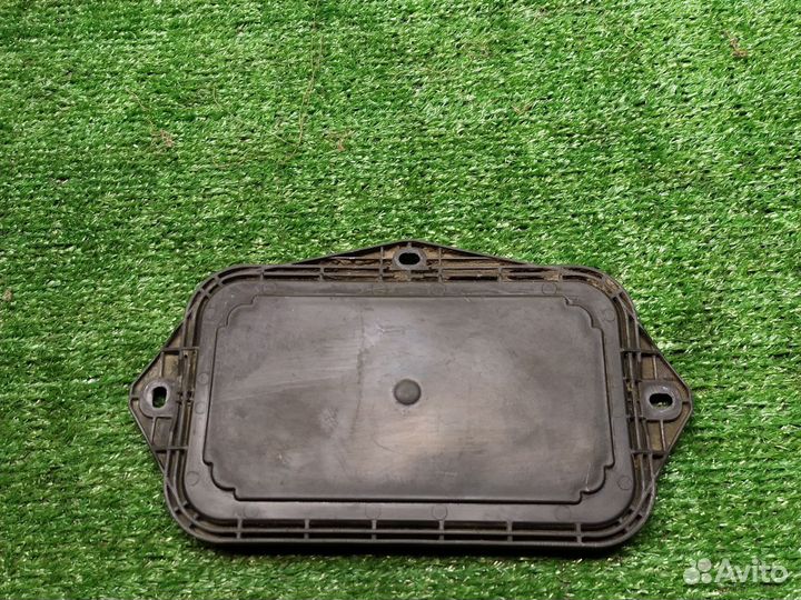 Заглушка блока Volkswagen Passat B6