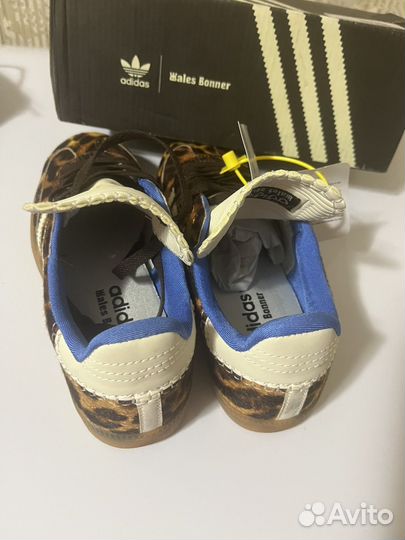 Кроссовки adidas