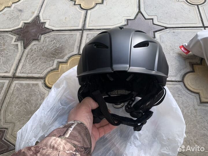 Шлем для сноуборда