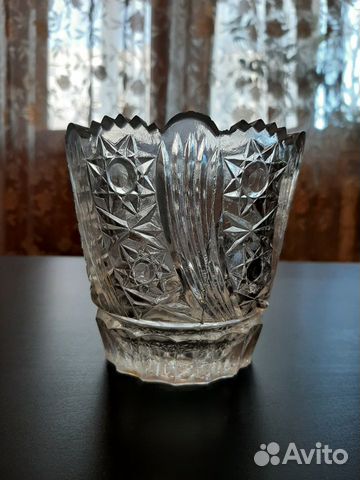 Хрустальная ваза