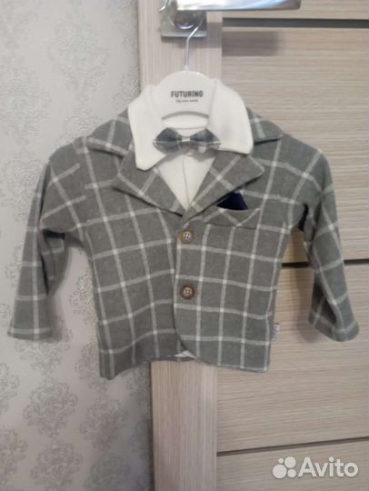 Костюм для мальчика нарядный р-р 80