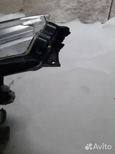 Передняя правая фара ниссан кашкай j11 до рест