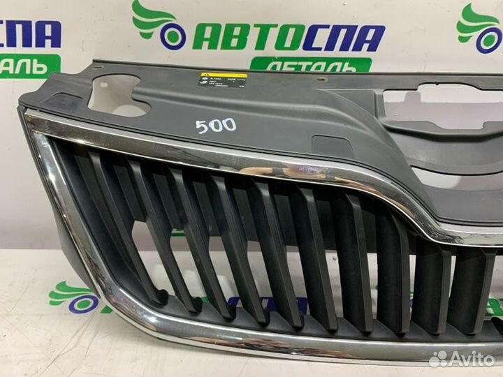 Решетка радиатора передняя Skoda Rapid cayc 2013