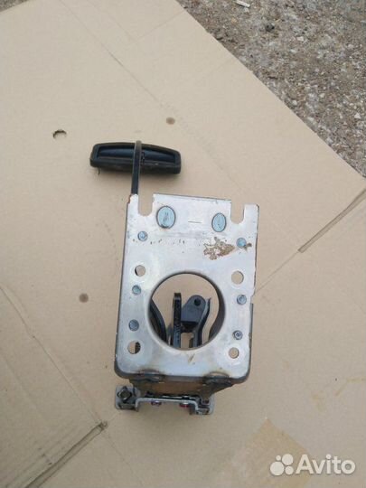 Педаль тормоза Hyundai Getz G4EE 2009