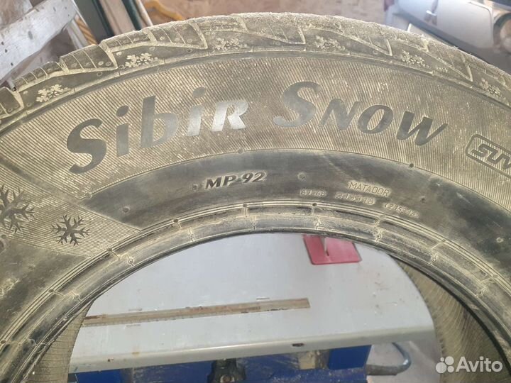 Matador MP 92 Sibir Snow M+S 215/70 R16 100
