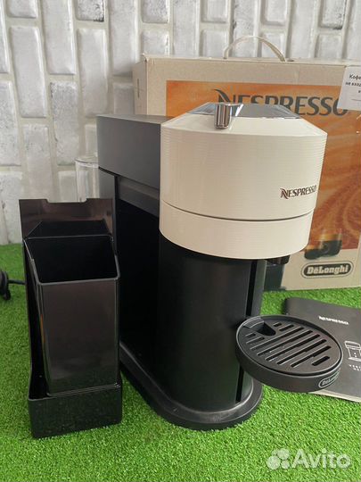 Кофеварка капсульная DeLonghi Nespresso ENV120.W
