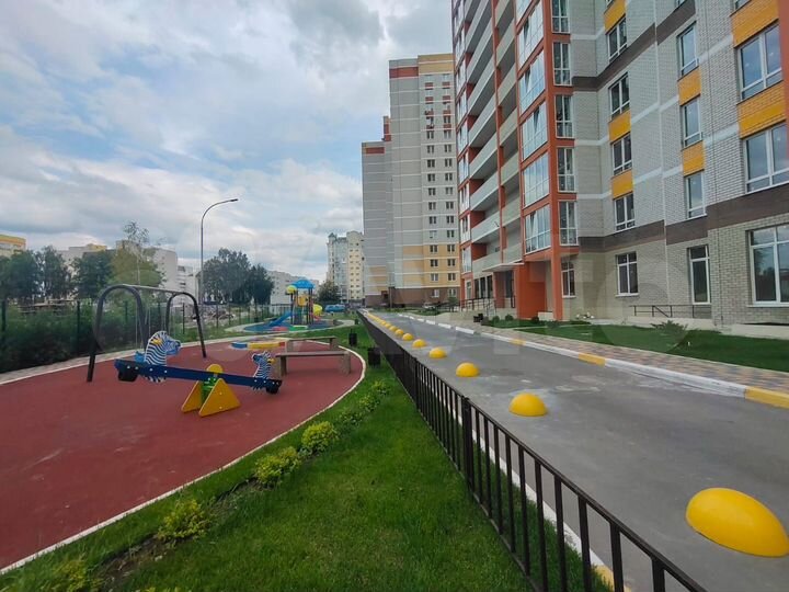 2-к. квартира, 72,2 м², 10/16 эт.