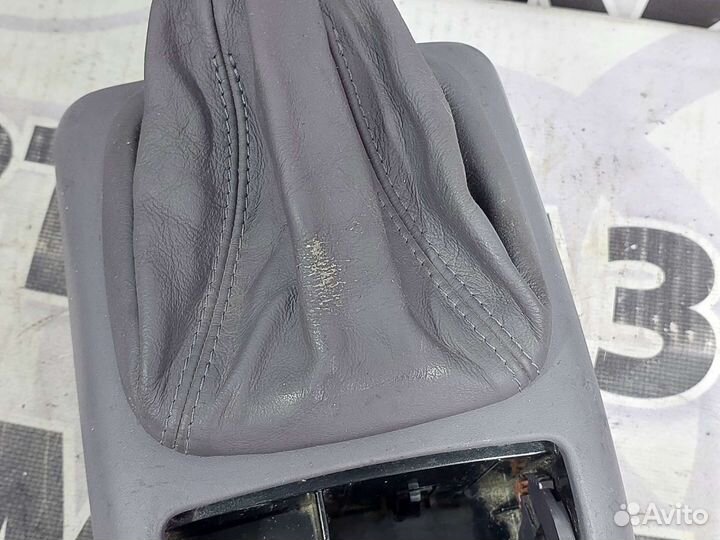 Чехол ручки МКПП Mercedes W168