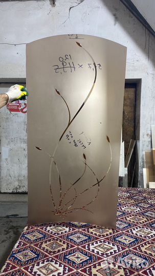 Изготовление стекол и стекла на двери