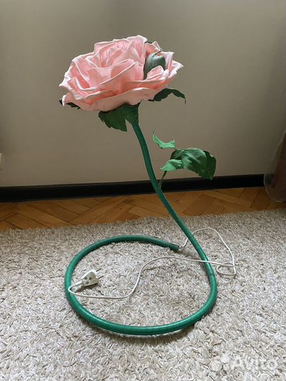 Светильник напольный